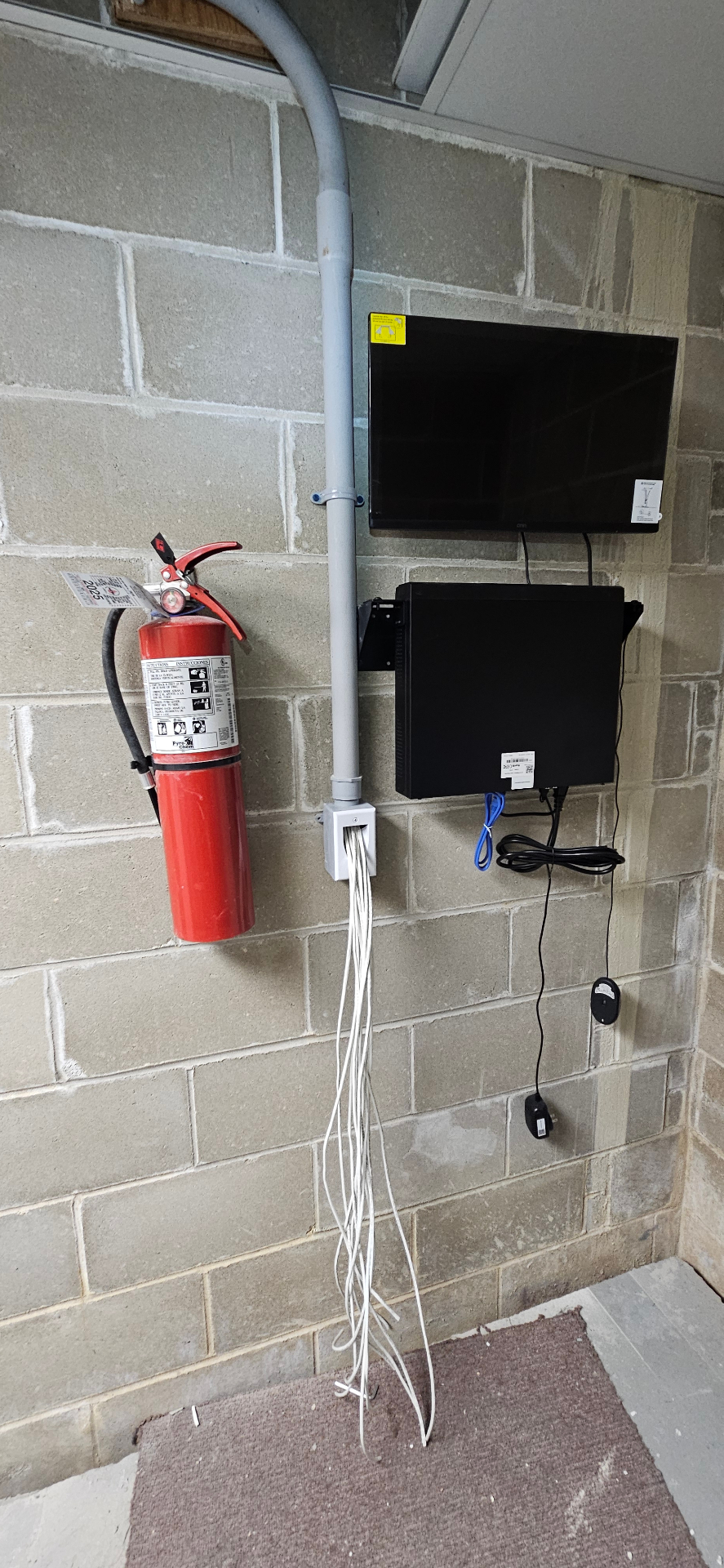 Structured data cabling installation
