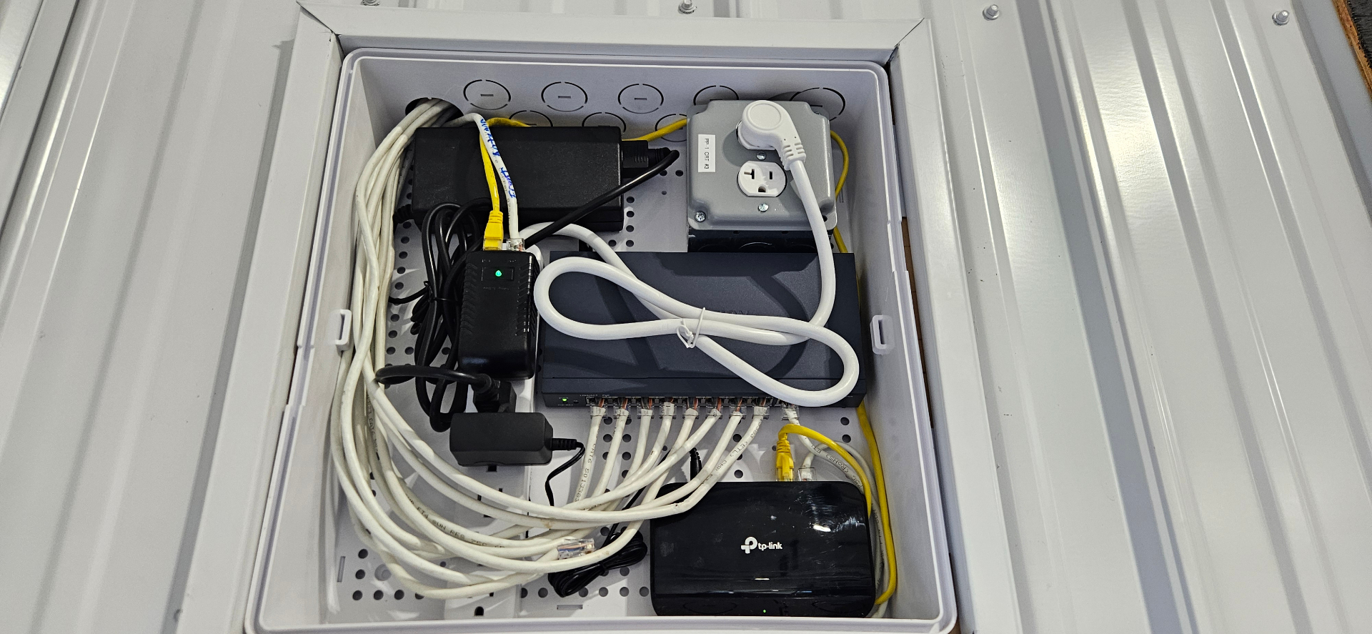 Structured data cabling installation