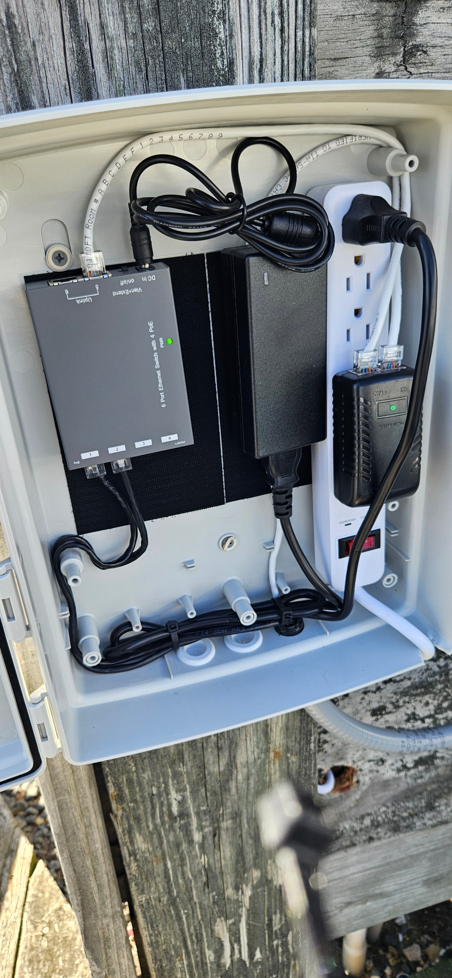 Structured data cabling installation